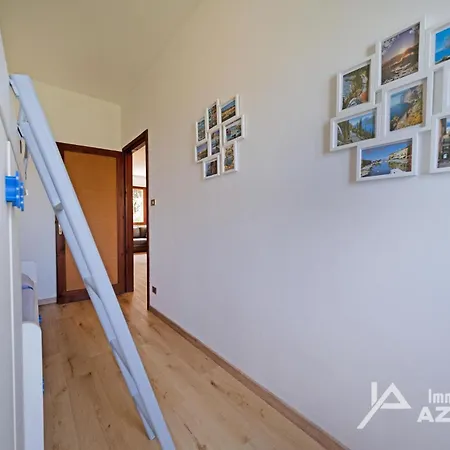 Darina - Immobiliare Azzurra לאזיסה